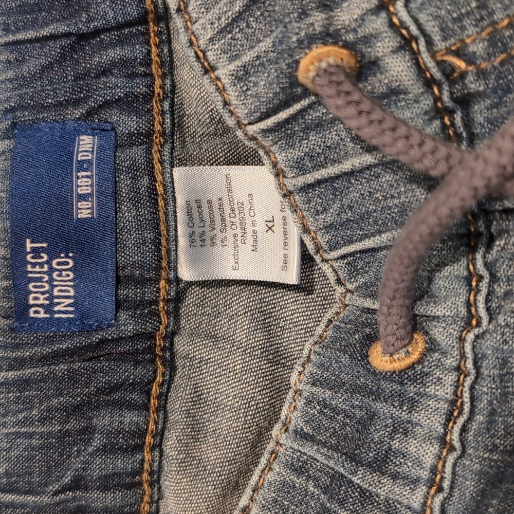 Barrel Leg Drawstring Jeans - Picture 4 of 5